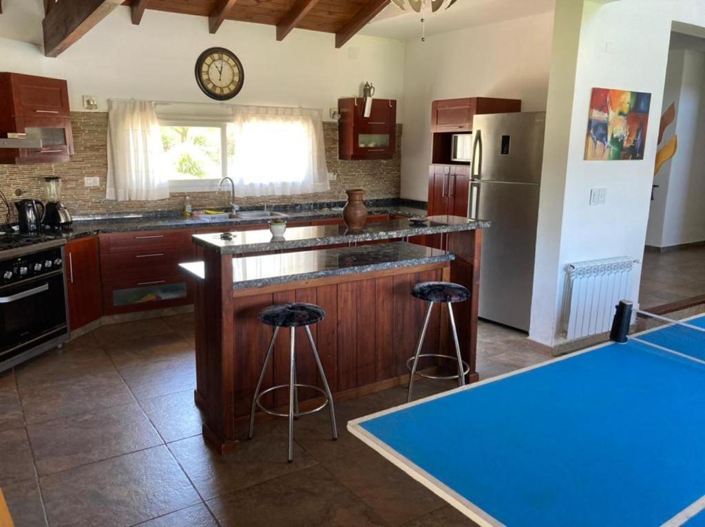 Casa Con Vista A Las Sierras De Cordoba Malagueno المظهر الخارجي الصورة