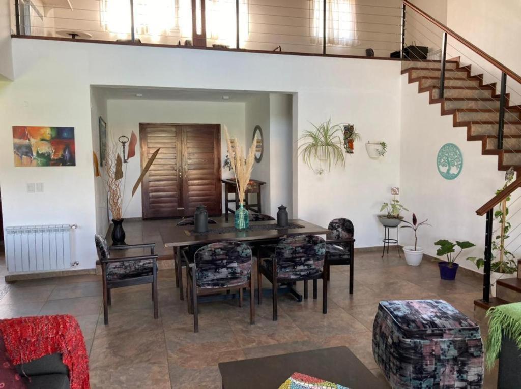 Casa Con Vista A Las Sierras De Cordoba Malagueno المظهر الخارجي الصورة